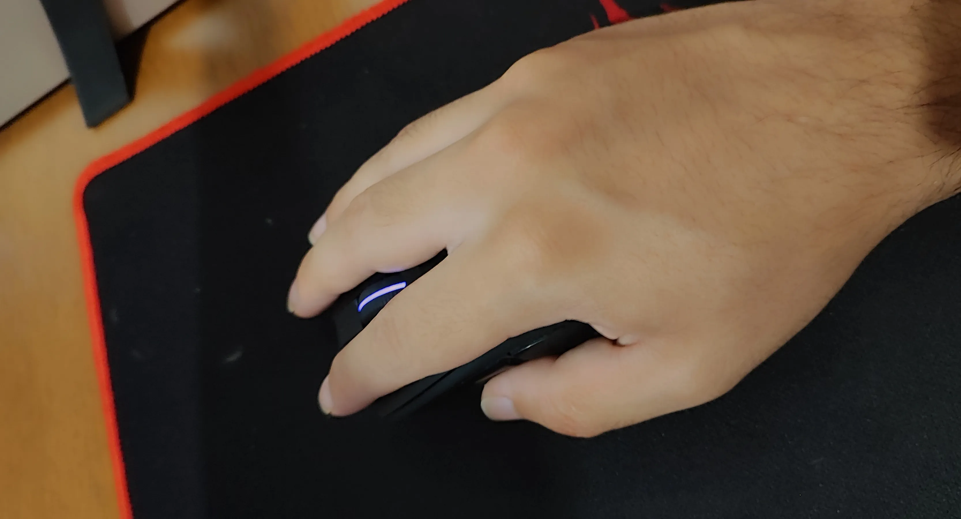 G703 LightSpeed Pegada